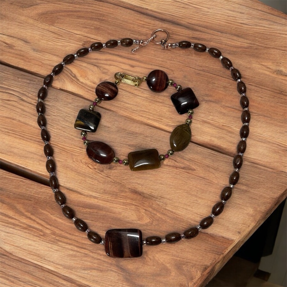 Elegant Tigereye and wood Beaded Necklace and Bracelet Set